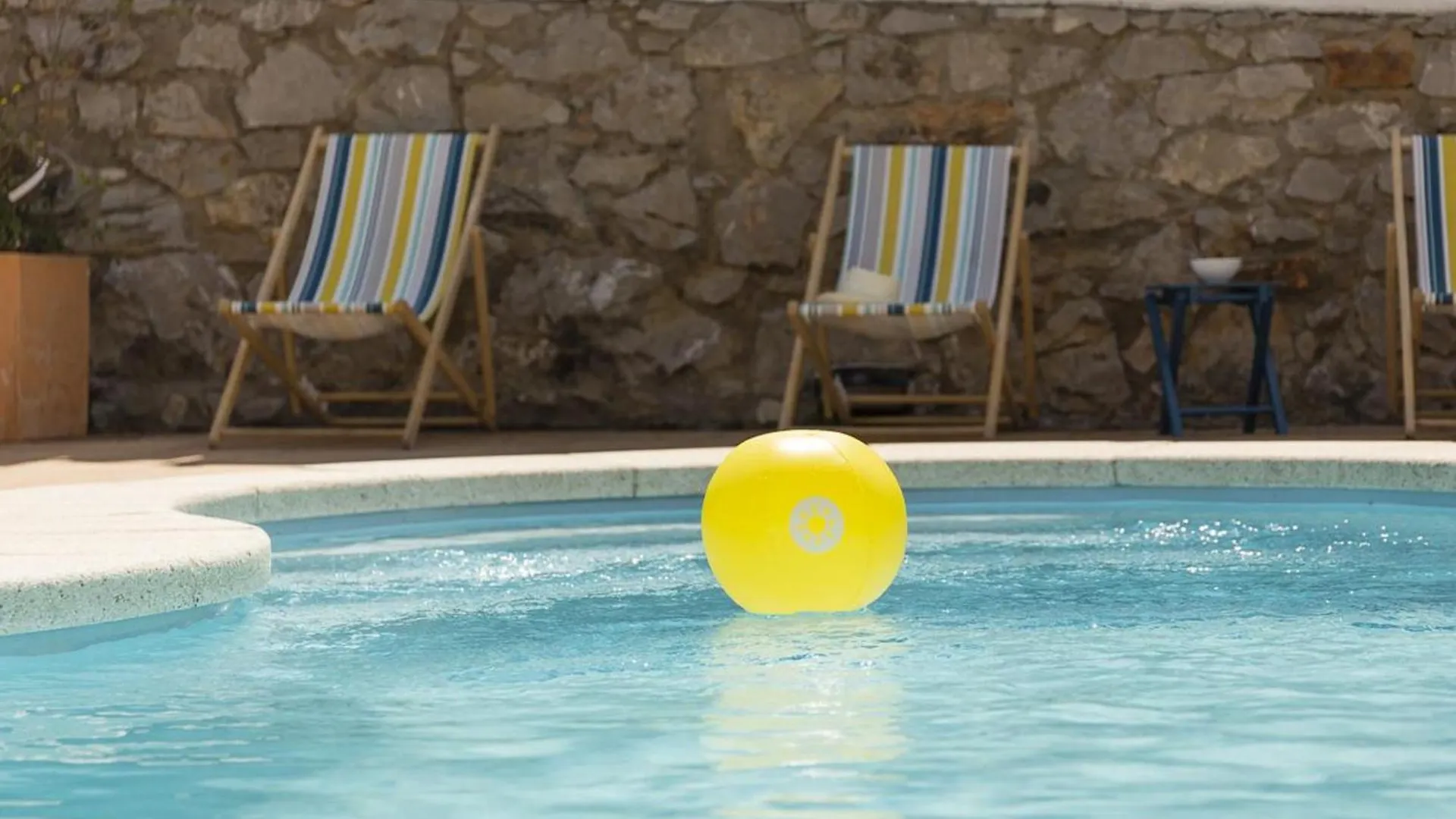 Holiday home Casa L'Escala, 3 Dormitorios, 5 Personas - Es-325-18 Torroella De Montgri