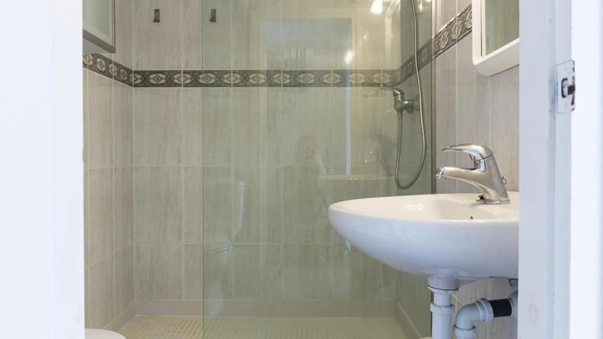 Holiday home Casa L'Escala, 3 Dormitorios, 5 Personas - Es-325-18 Torroella De Montgri Spain